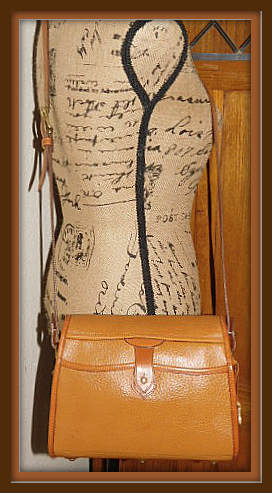 Vintage Dooney and Bourke  All-Weather Leather Medium Essex Shoulder Bag