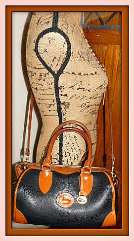 Vintage Dooney Bourke Gladstone Handbag Classic Fashion Style -  Israel