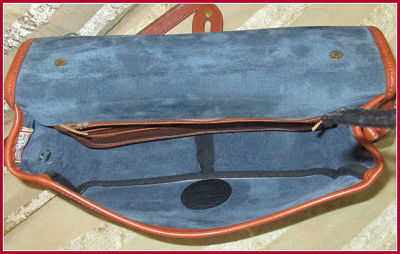 Vintage Dooney Carrier Shoulder Bag