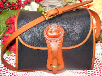 Vintage Dooney and Bourke All-Weather Leather  Medium Essex Shoulder Bag