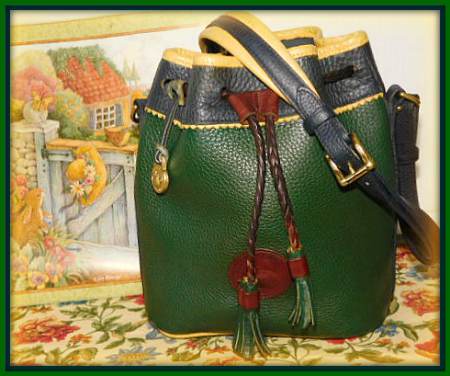 Vintage Dooney and Bourke  All-Weather Leather  Teton Drawstring