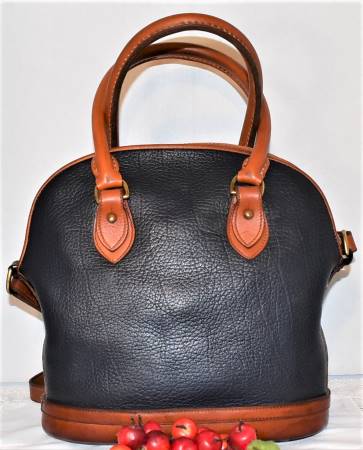 Dooney & Bourke Handbags On Sale Up To 90% Off Retail