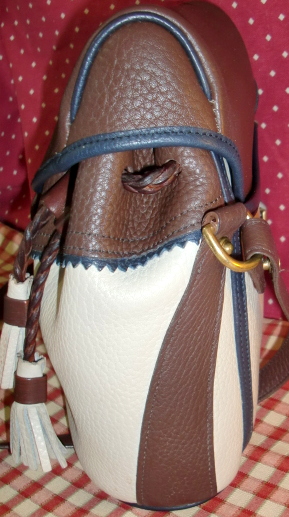 Pristine Bone Brown & Navy Teton Drawstring Saddle Bag Vintage Dooney Bourke Purse