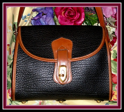 SOLD!!! Rare Black & Tan Arrowhead Essex Vintage Dooney Bourke Shoulder Bag