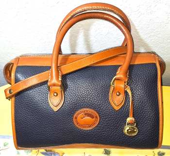 European Countryside Blue Zip Top Satchel