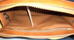 Vintage Dooney and Bourke  All-Weather Leather AWL  Classic Zipper Top Shoulder Satchel