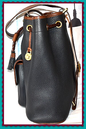 dooney and bourke sling bag price