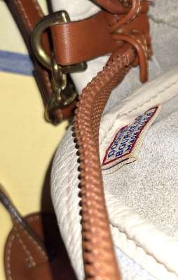 Vintage Dooney and Bourke  All-Weather Leather® Collection  Large Kilty