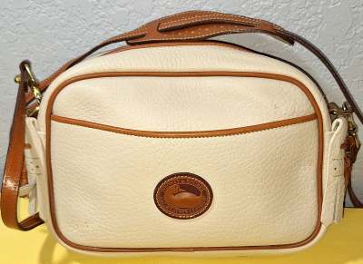 Vintage Dooney and Bourke  All-Weather Leather® Collection  Large Kilty