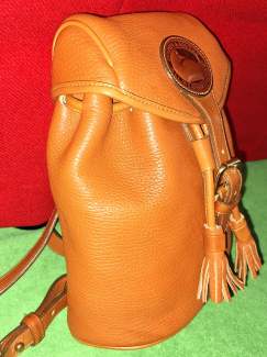 Vintage Dooney Bourke All-Weather Leather  Drawstring Back Pack