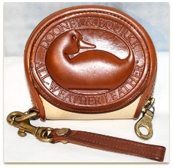  Vintage Dooney and Bourke  All-Weather Leather Big Duck   Bone & Tan Zipalong  Coin Purse