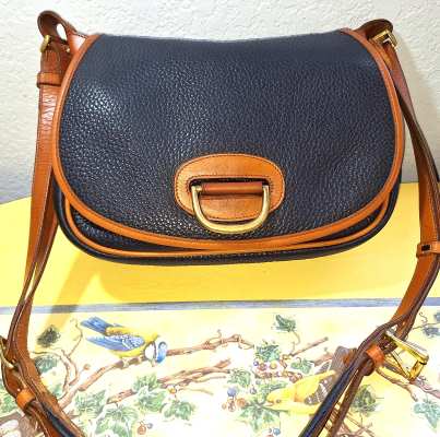 Vintage Dooney and Bourke   All-Weather Leather  Large Horseshoe Bag