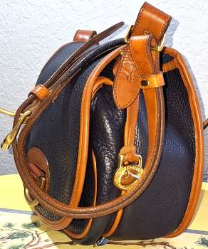 Vintage Dooney and Bourke   All-Weather Leather  Large Horseshoe Bag