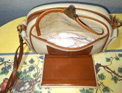 Vintage Dooney and Bourke  All-Weather Leather® Collection  Large Kilty 