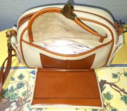 Vintage Dooney and Bourke  All-Weather Leather® Collection  Large Kilty 