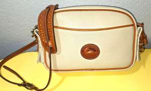 Antique Ivory Kilty Bag