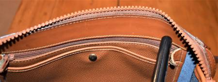Dooney and Bourke All-Weather Leather   Timeless Design  Zipper Top Shoulder/Crossbody Bag/Clutch Purse   