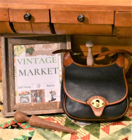 Vintage Dooney & Bourke Collection  Dooney and Bourke All-Weather Leather  Cavalry Saddle Bag