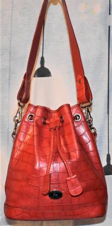 Dooney & Bourke Authentic Vintage Burgundy Leather Drawstring Shoulder Bag  Made in The Usa - Yahoo Shopping
